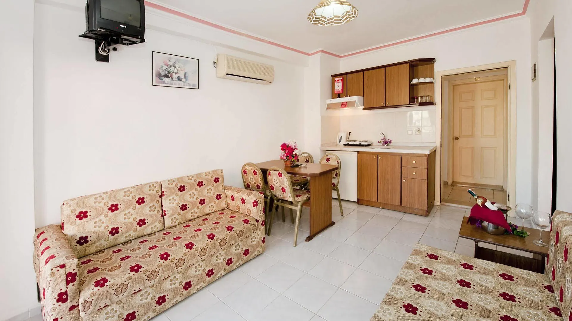 Rosy Apart Marmaris 2*,